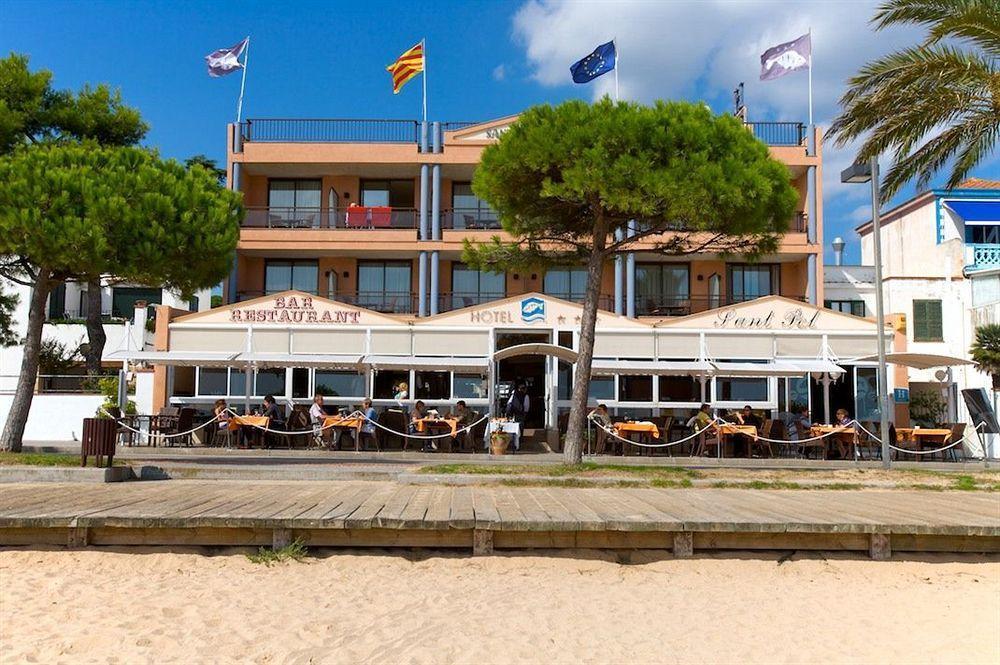Hotel Restaurant Sant Pol Сан Фелиу де Гиксолс Екстериор снимка
